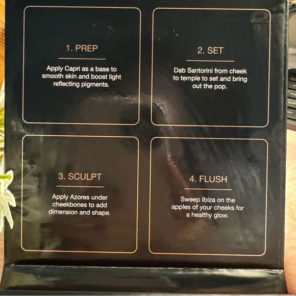 BRAND NEW HUDA BEAUTY 3D Highlighter Pallete in Pink Sand Edition! Unused!! - Picture 5 of 10